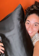 Charger l'image dans la galerie, TAIES D’OREILLERS EN SATIN Carré 65x65cm (8 coloris)