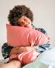 Charger l'image dans la galerie, TAIES D’OREILLERS EN SATIN Carré 65x65cm (8 coloris)