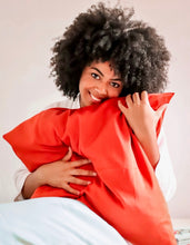 Charger l'image dans la galerie, TAIES D’OREILLERS EN SATIN Carré 65x65cm (8 coloris)